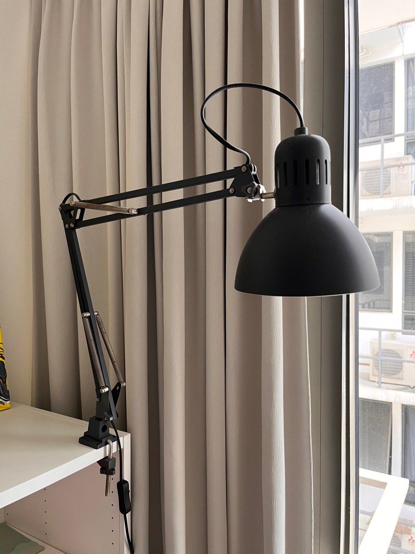Đèn kẹp bàn Tertial IKEA - đen