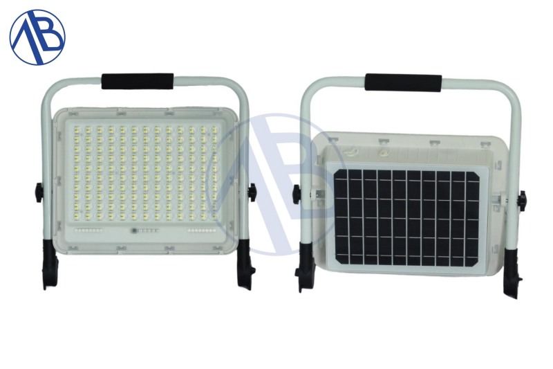 đèn năng lượng mặt trời cầm tay 300w