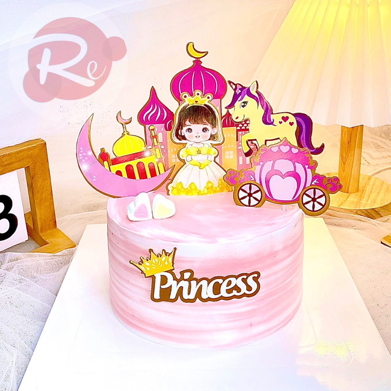 SCG Princess - Trang trí bánh sinh nhật bánh kem