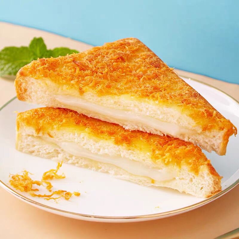 BÁNH MỲ RUỐC KẸP BƠ THƠM NGON