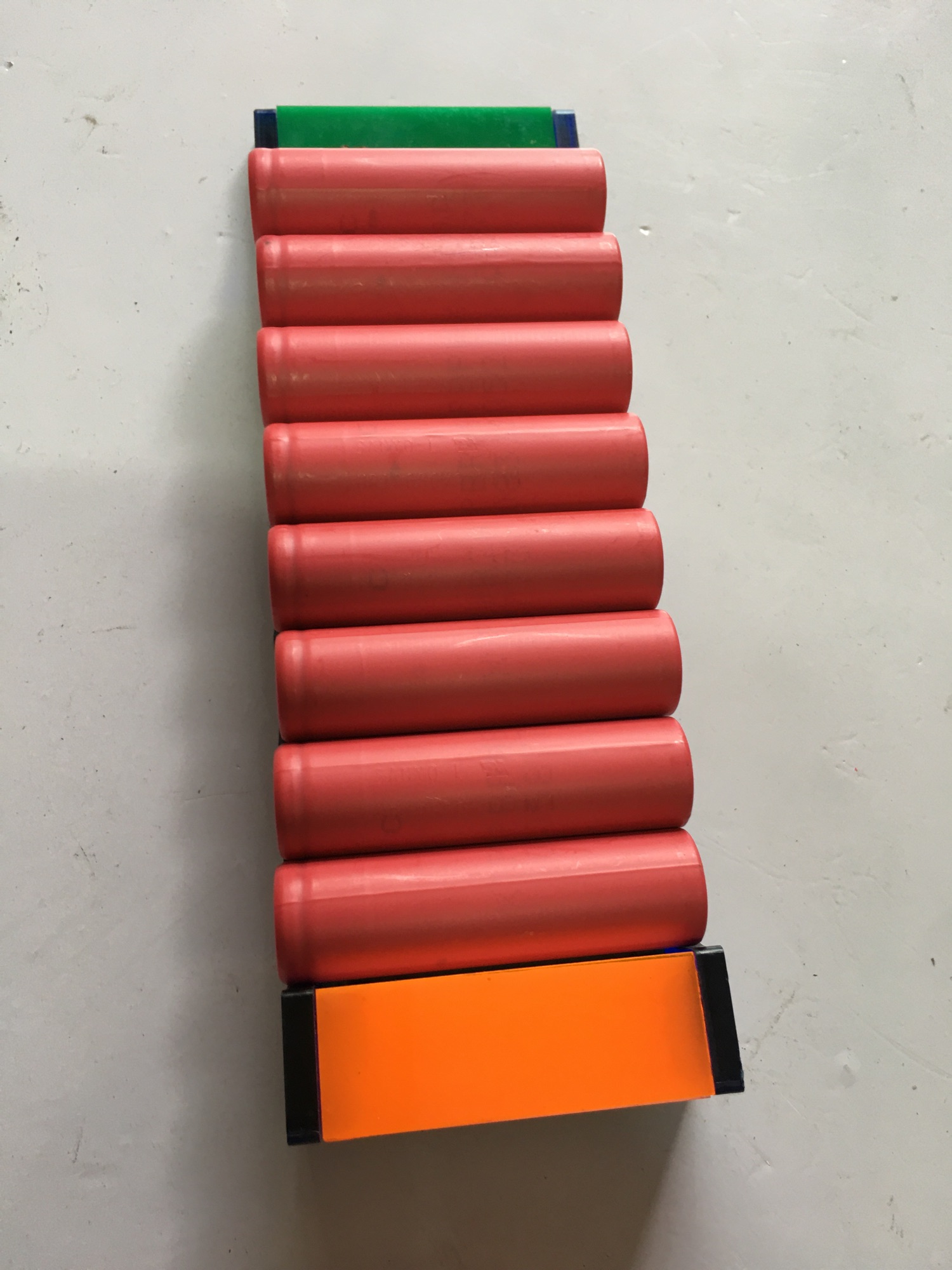 Kẹp pin 18650  8 cell bằng mica