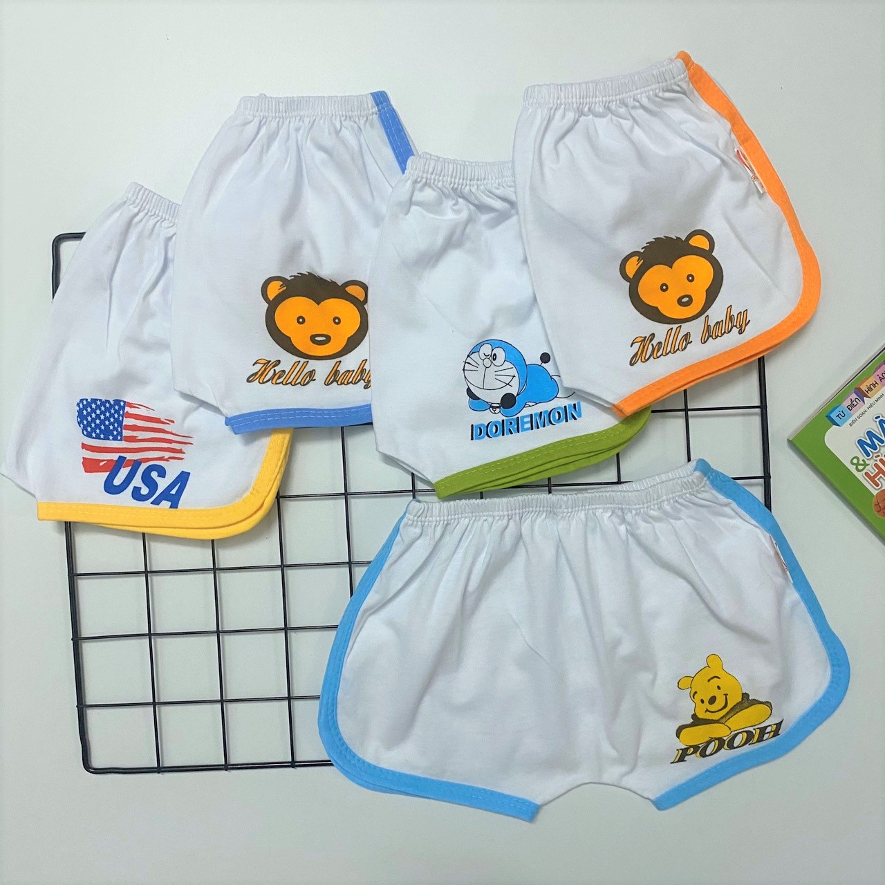 [HCM]COMBO 10 Quần Đùi thun cotton Susu | Mẫu quần đùi Thể thao Trắng Viền Màu | Size 1 -10 cho bé trai 5-25 kg| Chất vải thun cotton 100% dày dặn  đẹp mềm | Đồ bộ bé trai | Quần áo trẻ em | Quần đùi bé trai | Hàng Việt Nam