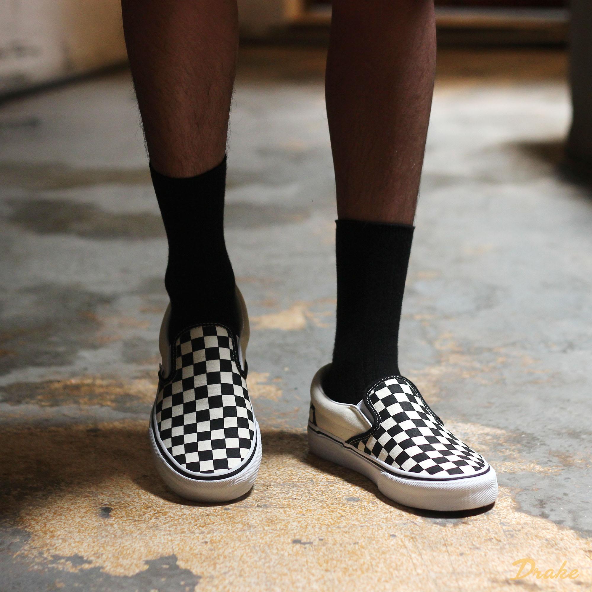 Giày Vans Classic Slip On Black&White VN000EYEBWW