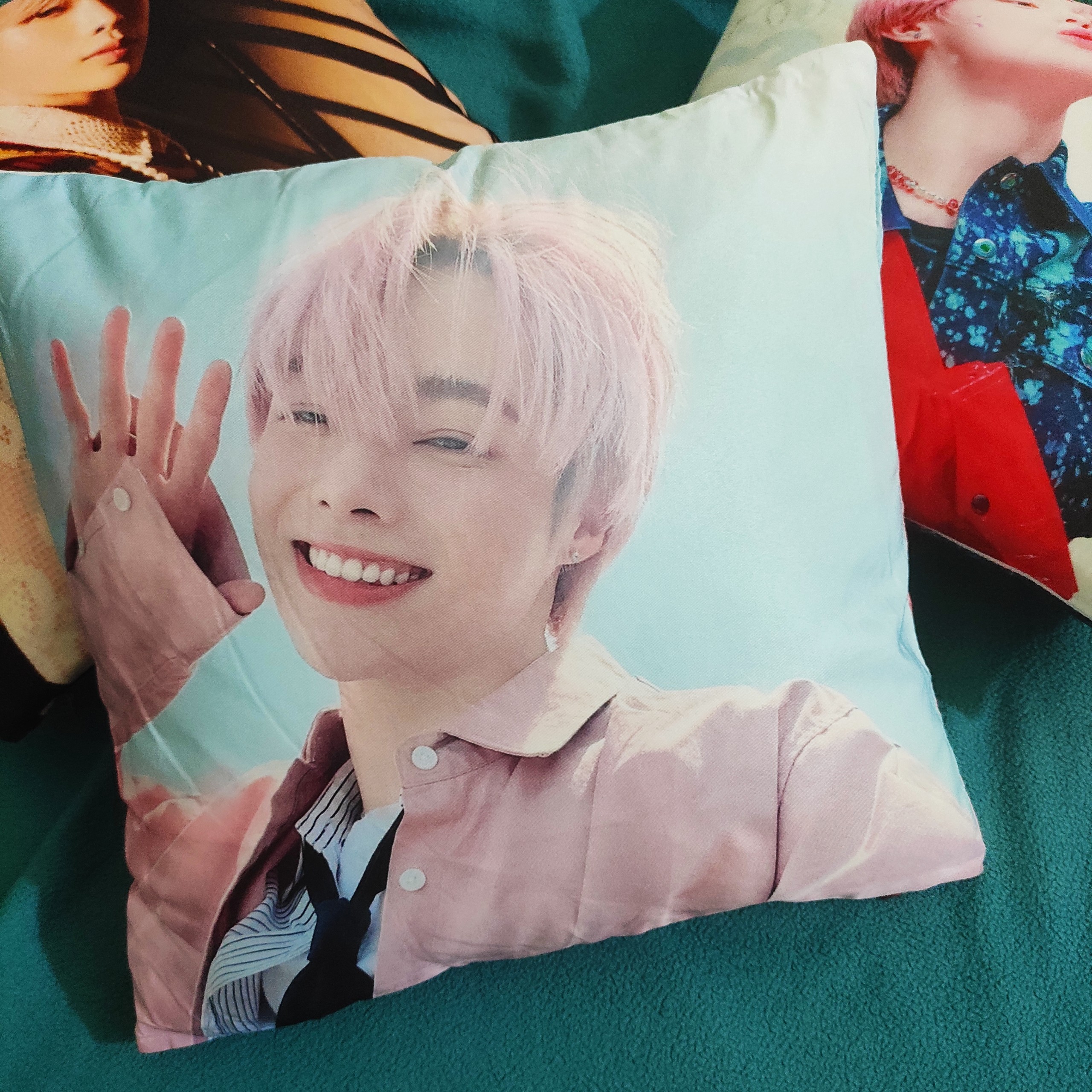 [Có sẵn] TEMPEST Gối ôm Hanbin Tempest Ngô Ngọc Hưng