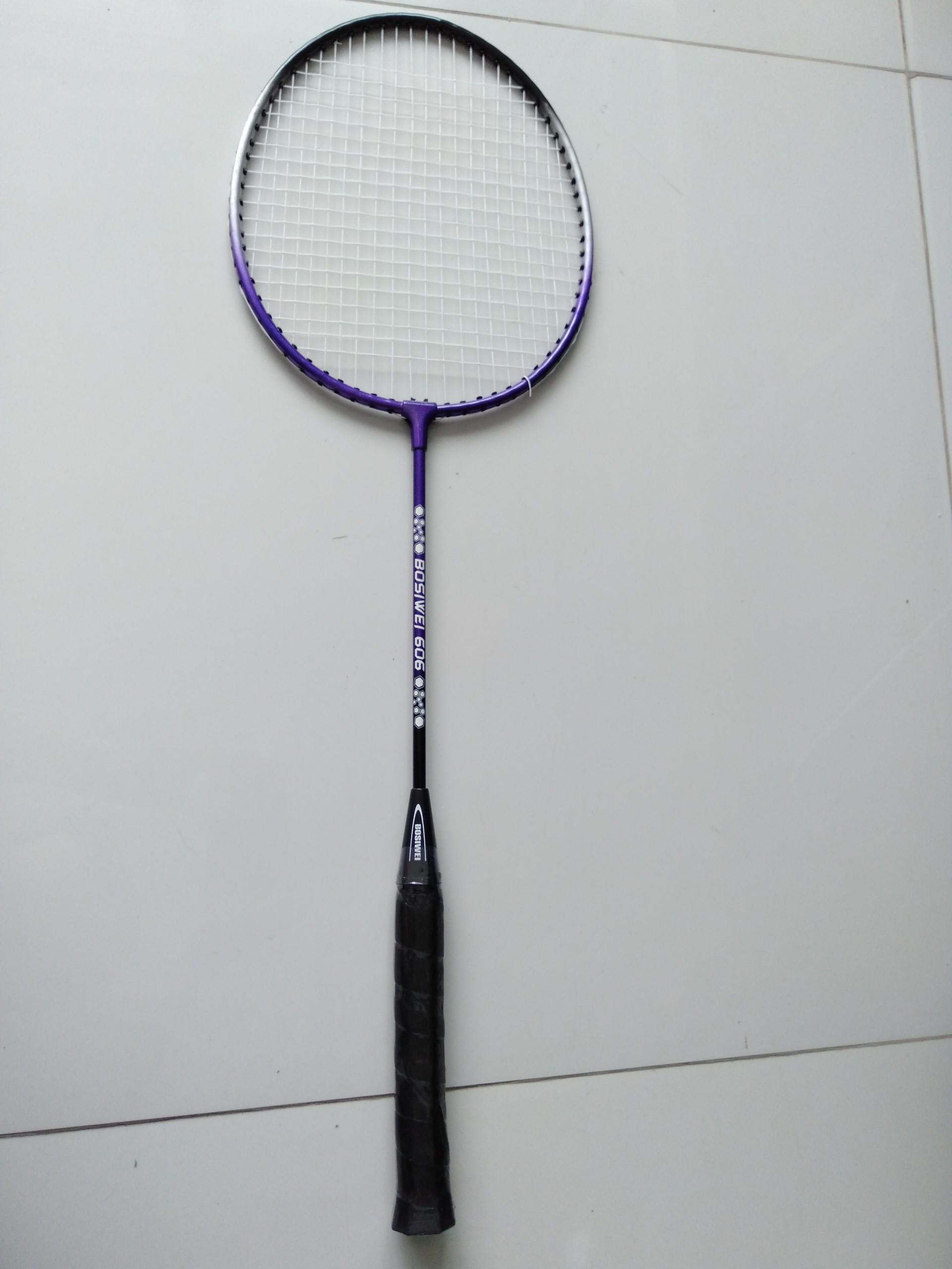 VỢT CẦU LÔNG 606