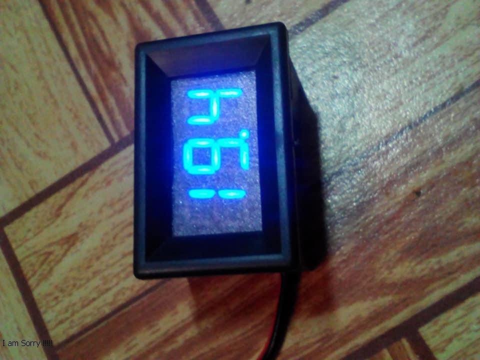 Đồng hồ báo Volt cho xe máy