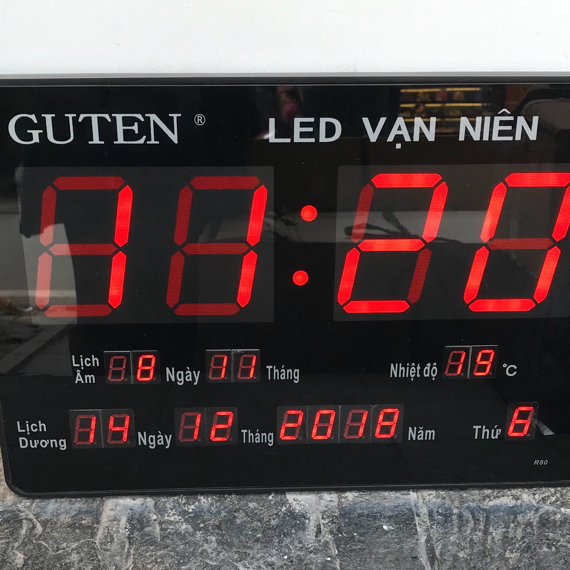 ĐỒNG HỒ LED VẠN NIÊN GUTEN SỐ TO