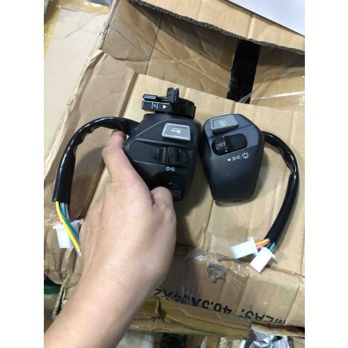 Cùm công tắc xe máy sirius exciter nouvo mio luvias - cum