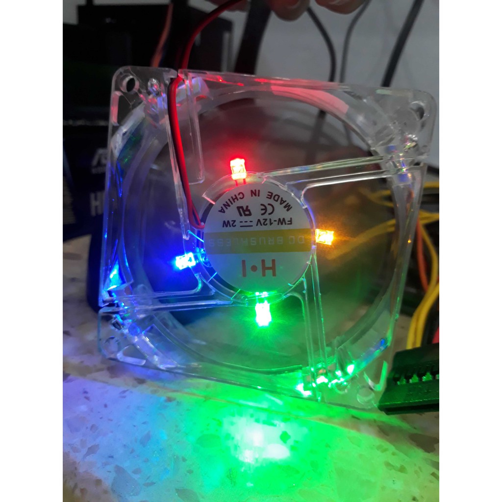 Quạt làm mát cho case 8cm (4 LED, trong suốt)