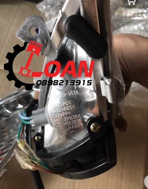 Cặp xi nhan trước xe Attila Elizabeth Fi hãng SYM