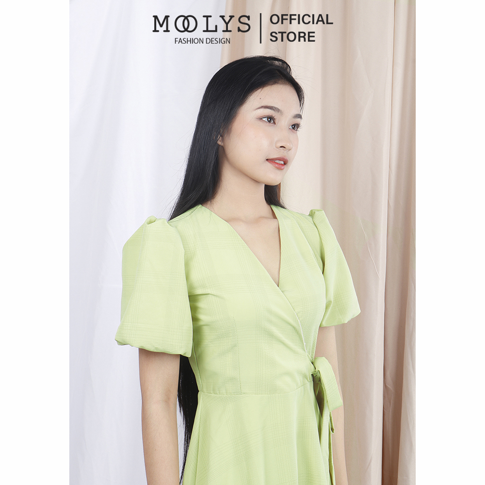 Đầm xoè thắt eo thiết kế đơn giản sang chảnh Moolys MD017