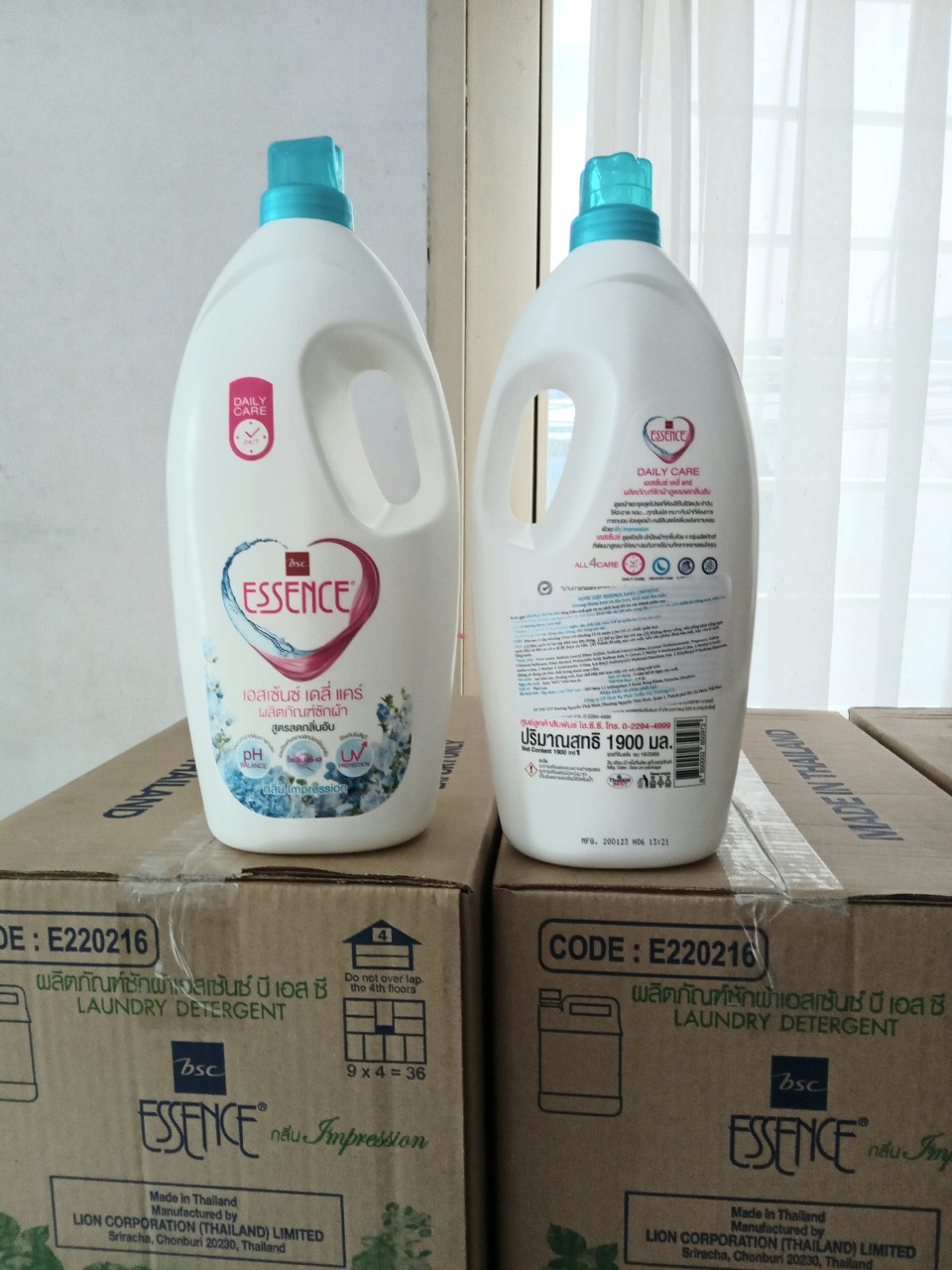 [HCM]Nước giặt Essence 1.9lít Thailand