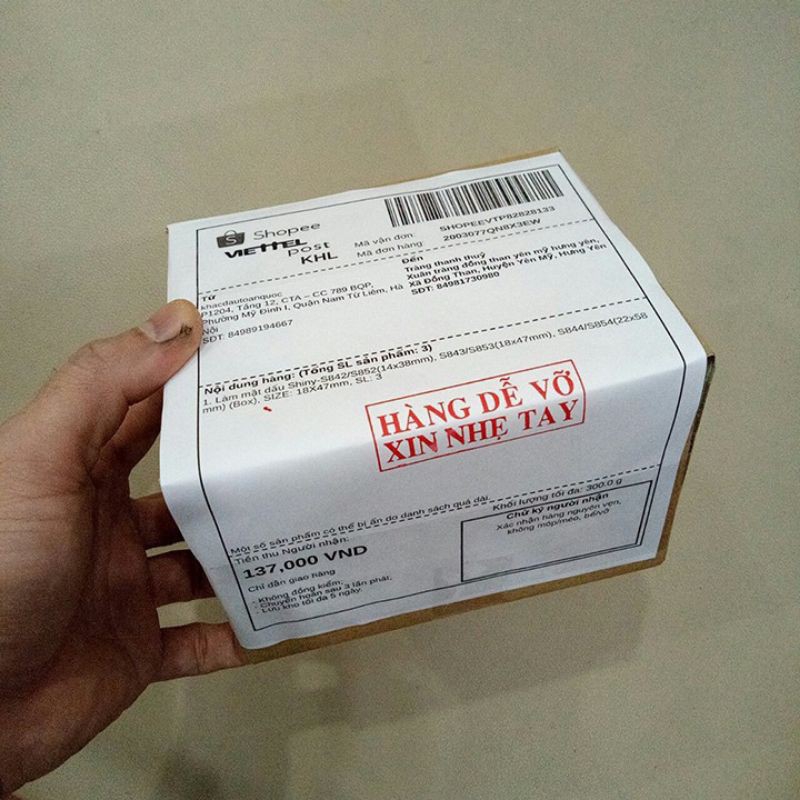 Dấu Hàng dễ vỡ xin nhẹ tay