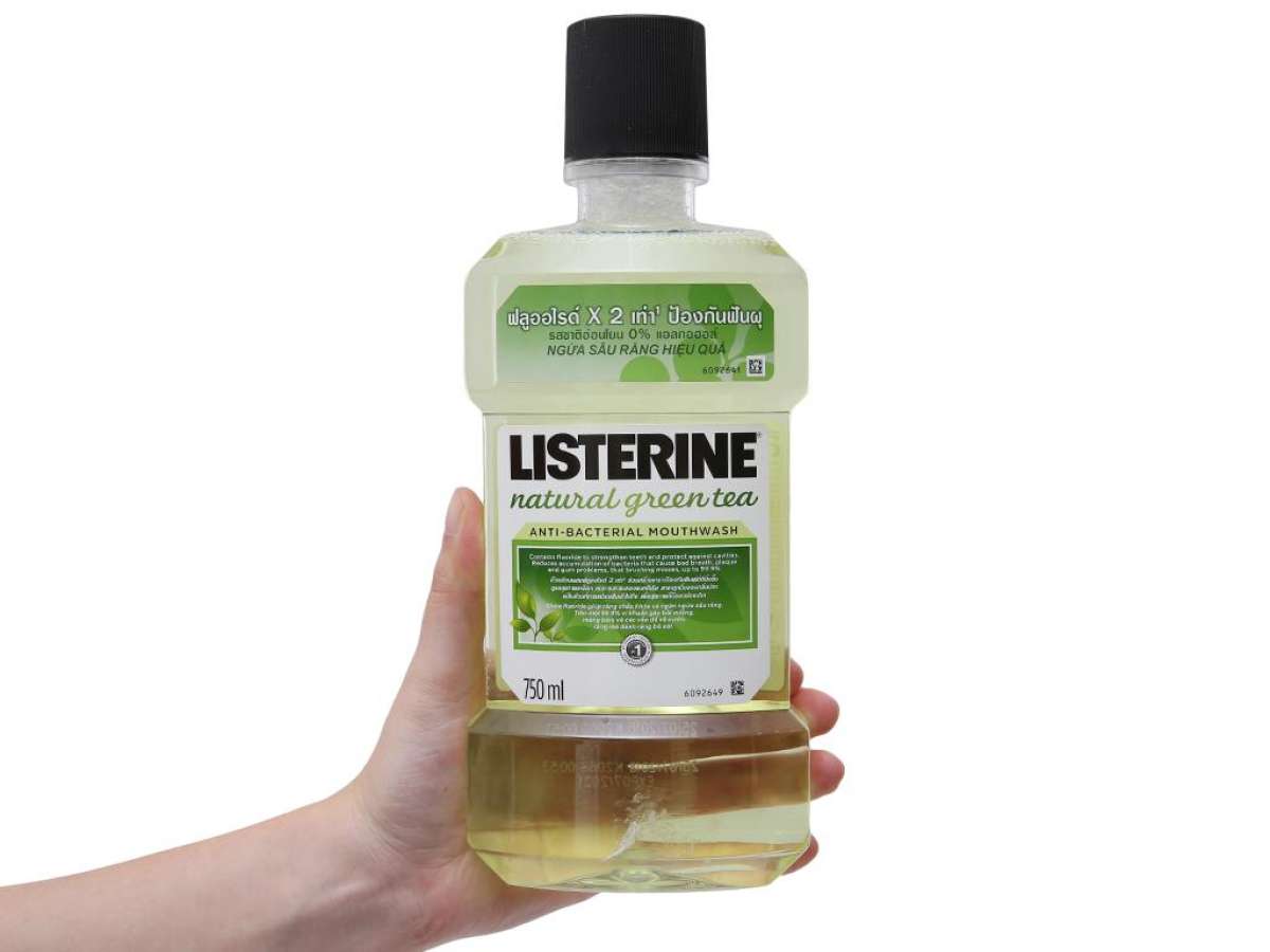 Nước súc miệng Listerine trà xanh 250ml