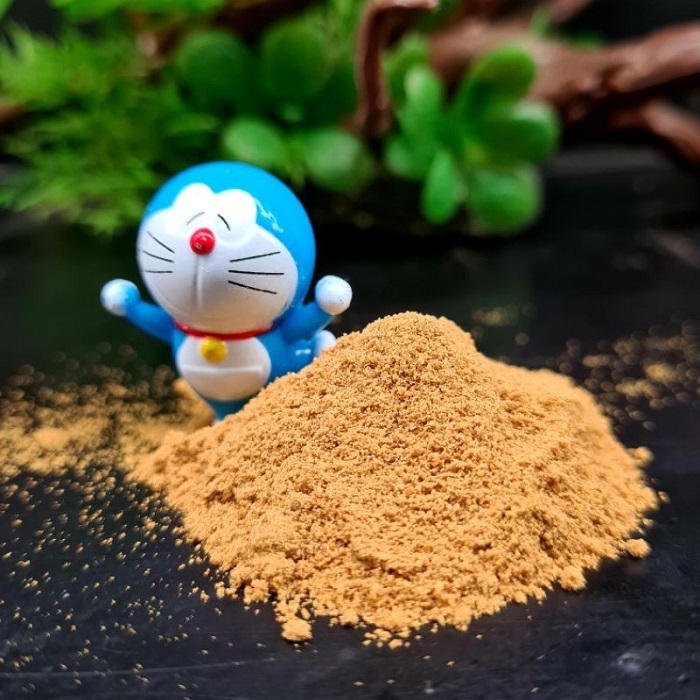 Thức ăn cám LT 02 cho cá betta guppy