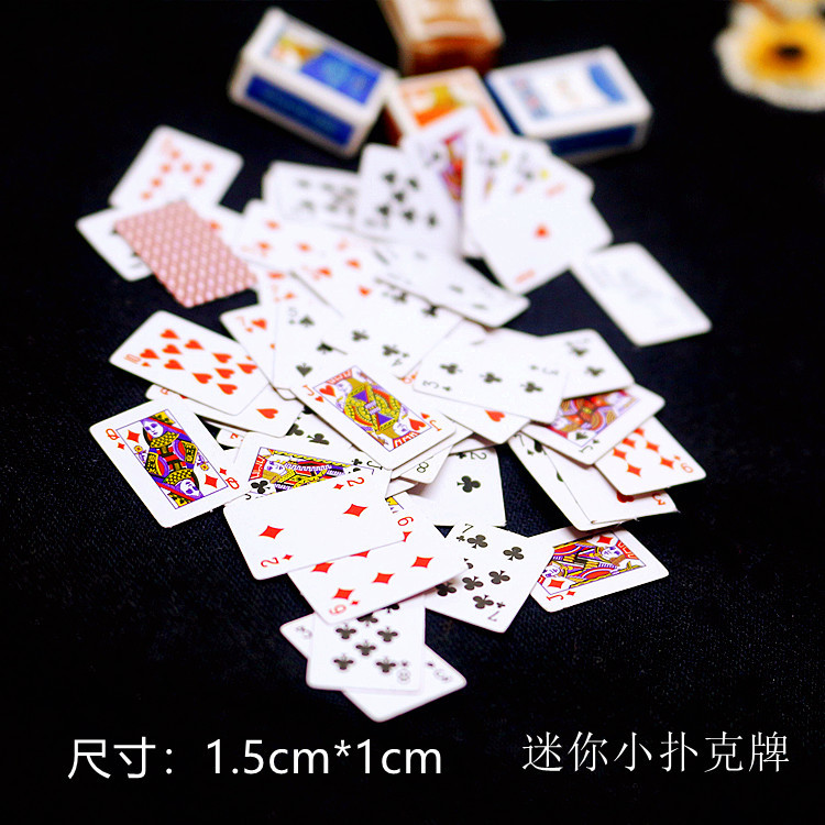 BỘ BÀI SIÊU MINI 54 LÁ (KỂ CẢ 2 LÁ JOKER), 1.5CM