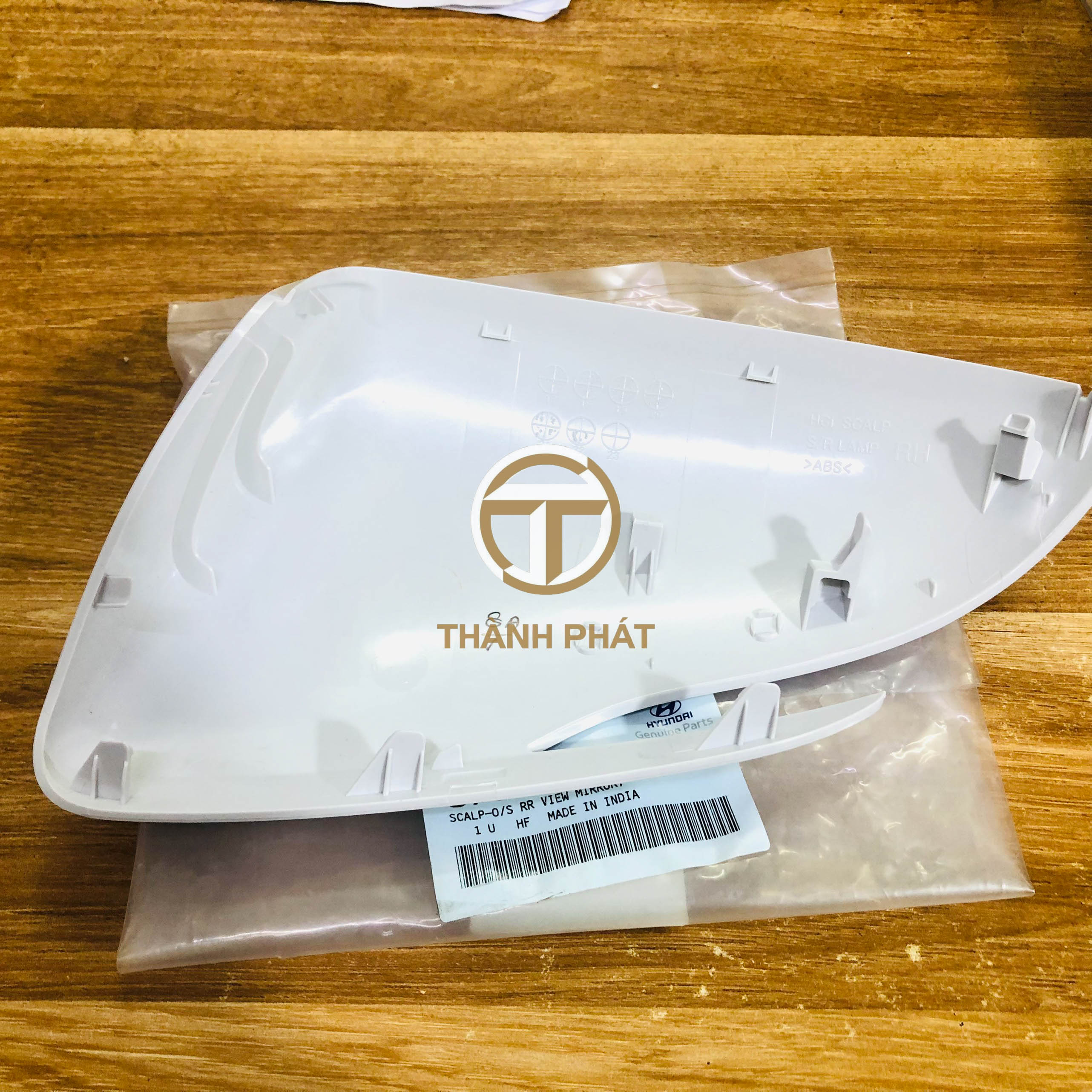 ỐP GƯƠNG ACCENT 2019