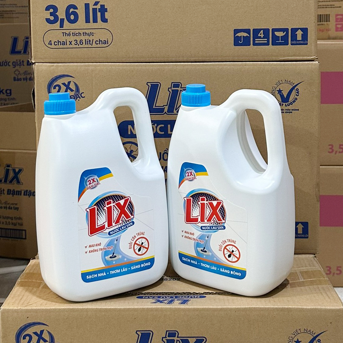 Nước lau sàn LIX đuổi côn trùng 3.6 lít LD360