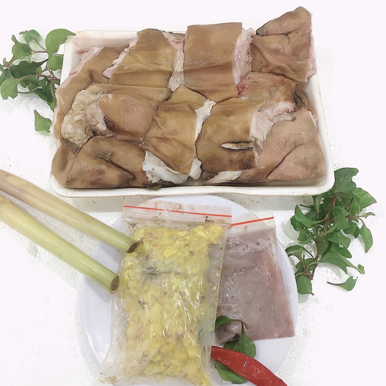 HCM Sét Chân Giò Giả Cầy Đầy Đủ Gần 1Kg