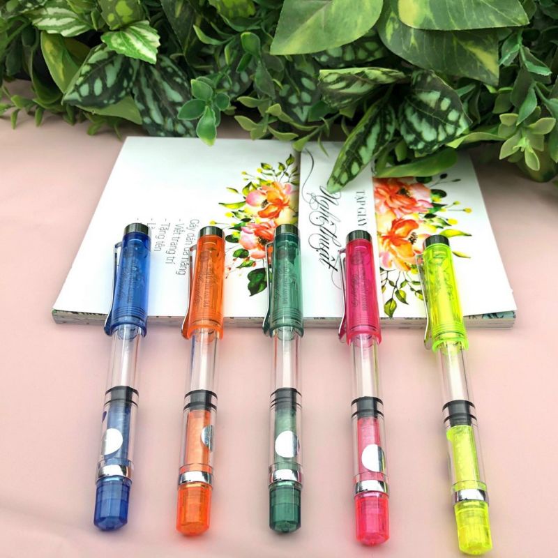 Bút Thầy Ánh SH 048 (ngòi lá tre, ko gỉ, ko kén mực)
