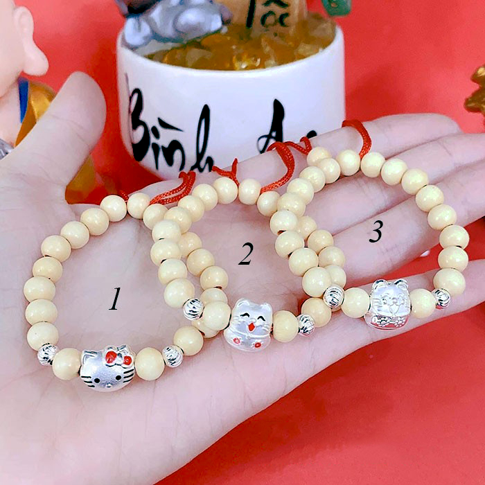 Vòng dâu tằm mèo bạc và 12 con giáp theo năm sinh