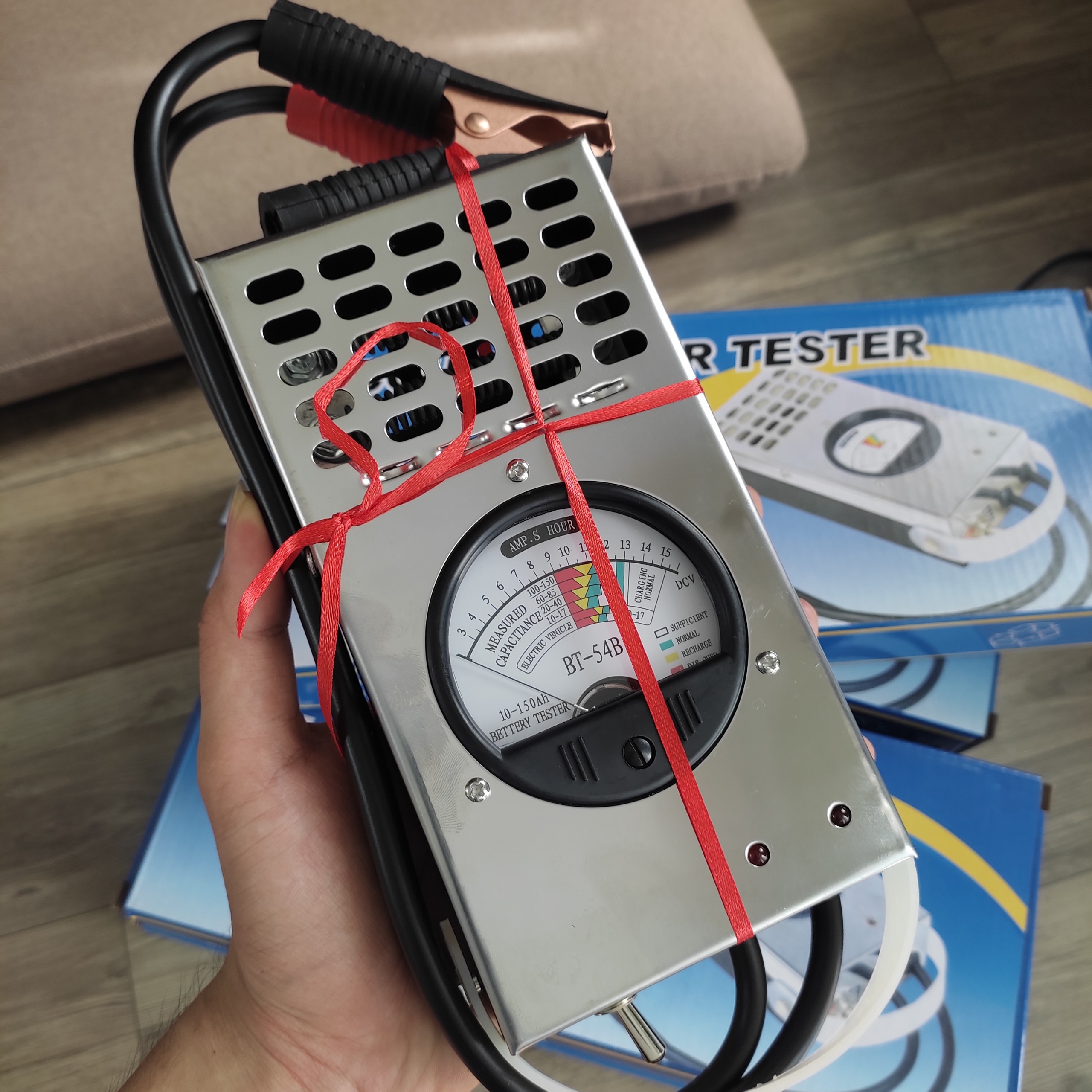 Đồng hồ kiểm tra test bình acquy BT54