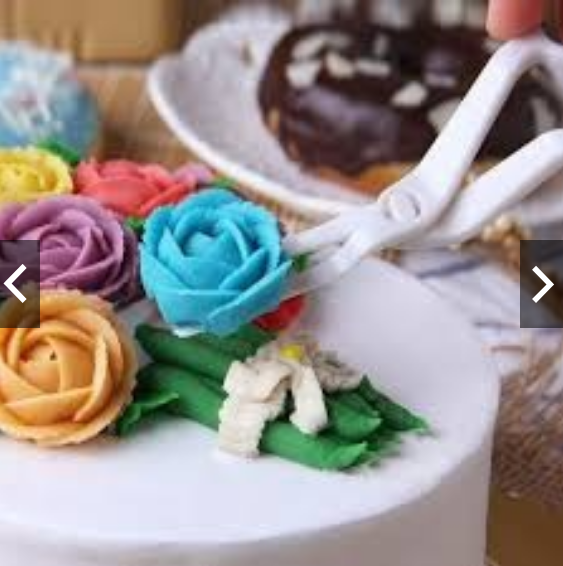 Kéo Nhựa Gắp/Cắt Bông Kem