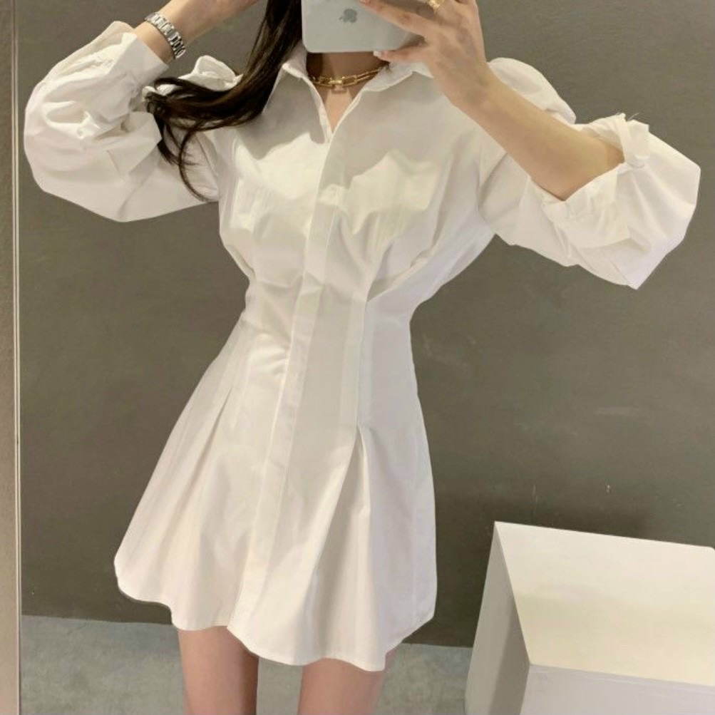 Đầm trắng sơ mi xếp li eo
