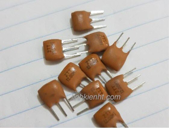 10 con thạch anh 3 chân 12mhz 12m