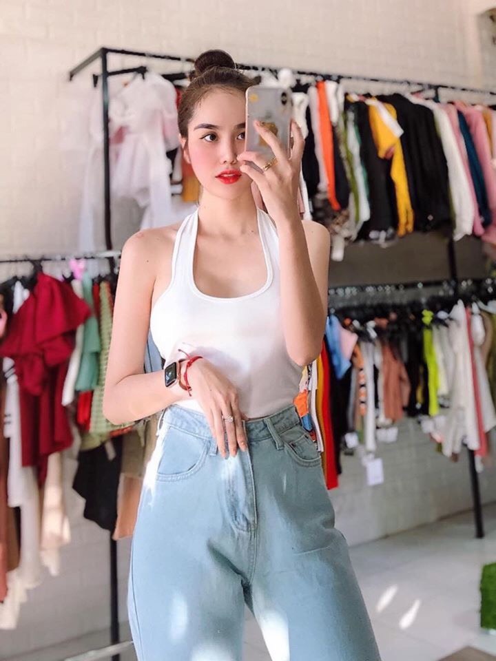 Áo yêm xỏ cổ chất bozip cực xinh