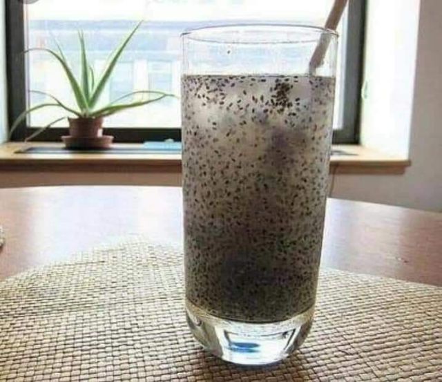 1Kg Hạt Chia Úc Đen (2 Gói 500G) Hàng Chuẩn