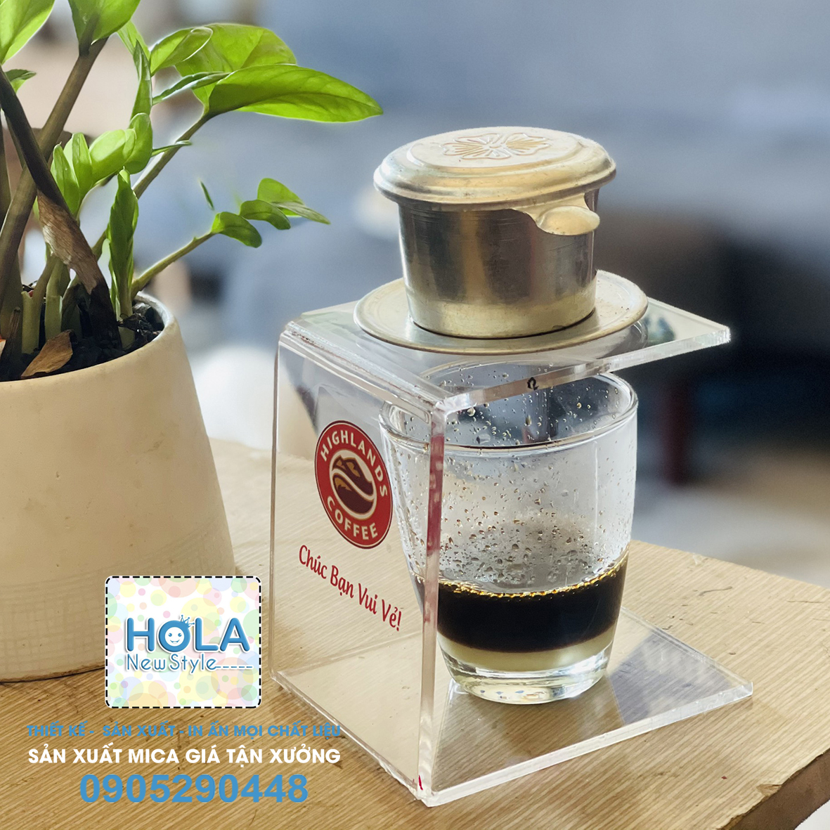 Kệ Mica pha coffee - in logo công ty theo yêu cầu.