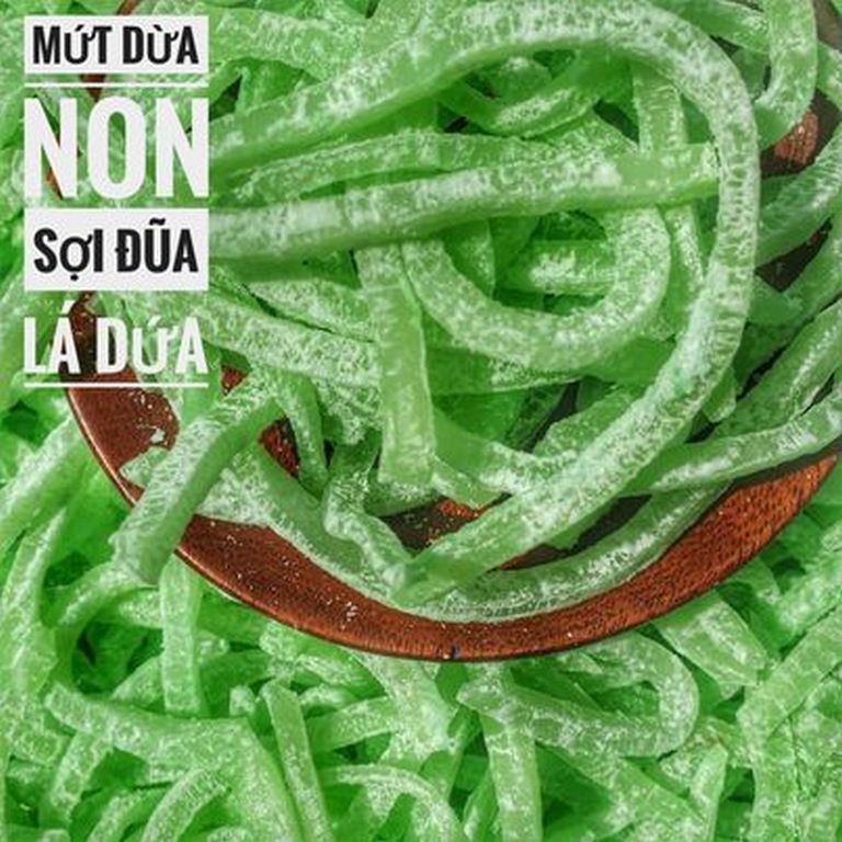 Mứt Dừa Non Sợi Vị Dứa - Siêu Ngon 100G