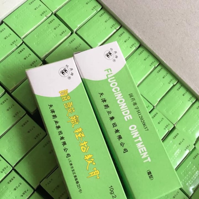 [HCM]Lố 50 tuýp Kem Con Én Hộp 10g