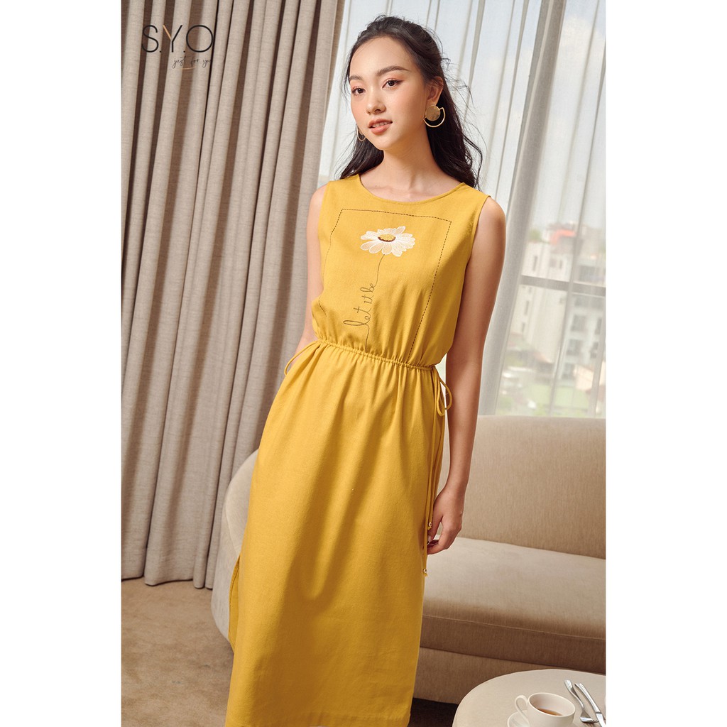 Đầm Thêu Ngực Rút Dây D4220035