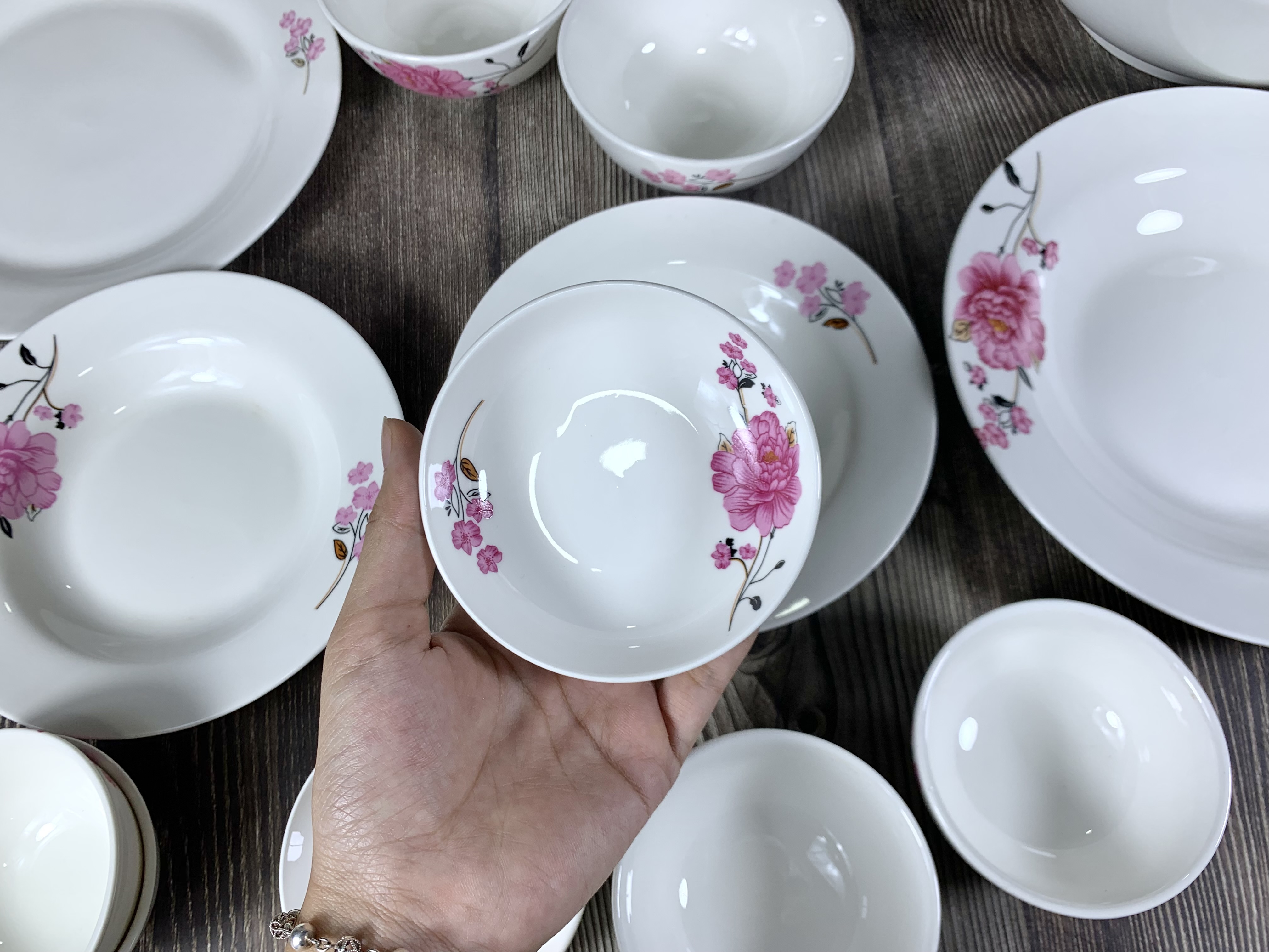 ĐĨA TIÊU TP 1736 SỨ BÁT BẢO CAO CẤP, sINCE_1977