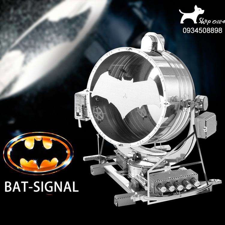 Mô hình 3D bằng thép tự ráp người dơi
