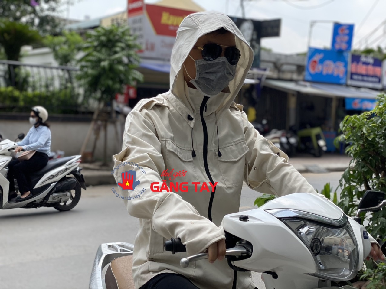 Áo chống nắng nam mẫu mới 2021