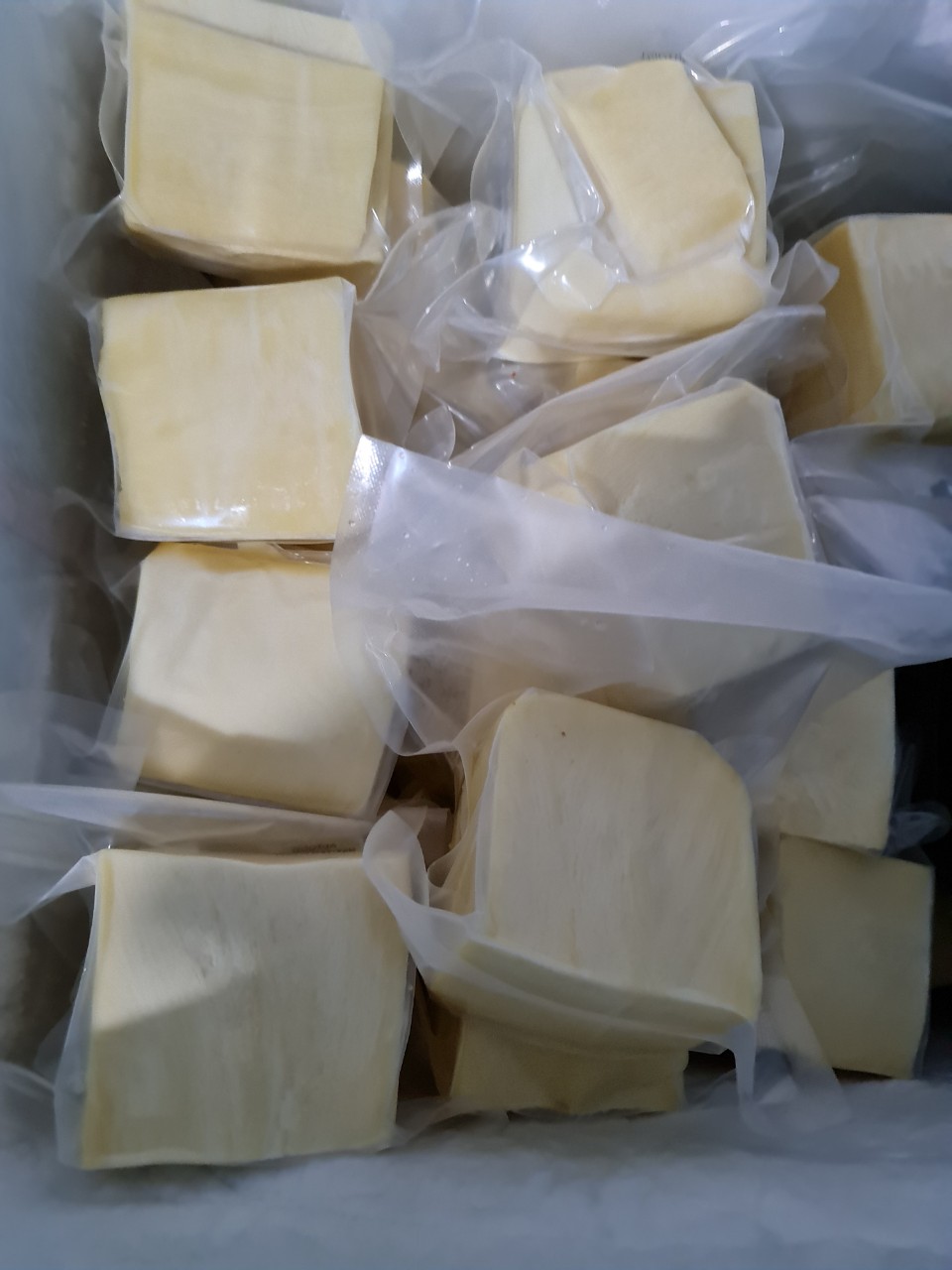 1kg phô mai mozarrella Đức thơm ngon (phô mai kéo sợi làm pizza, gà cay phô mai...)