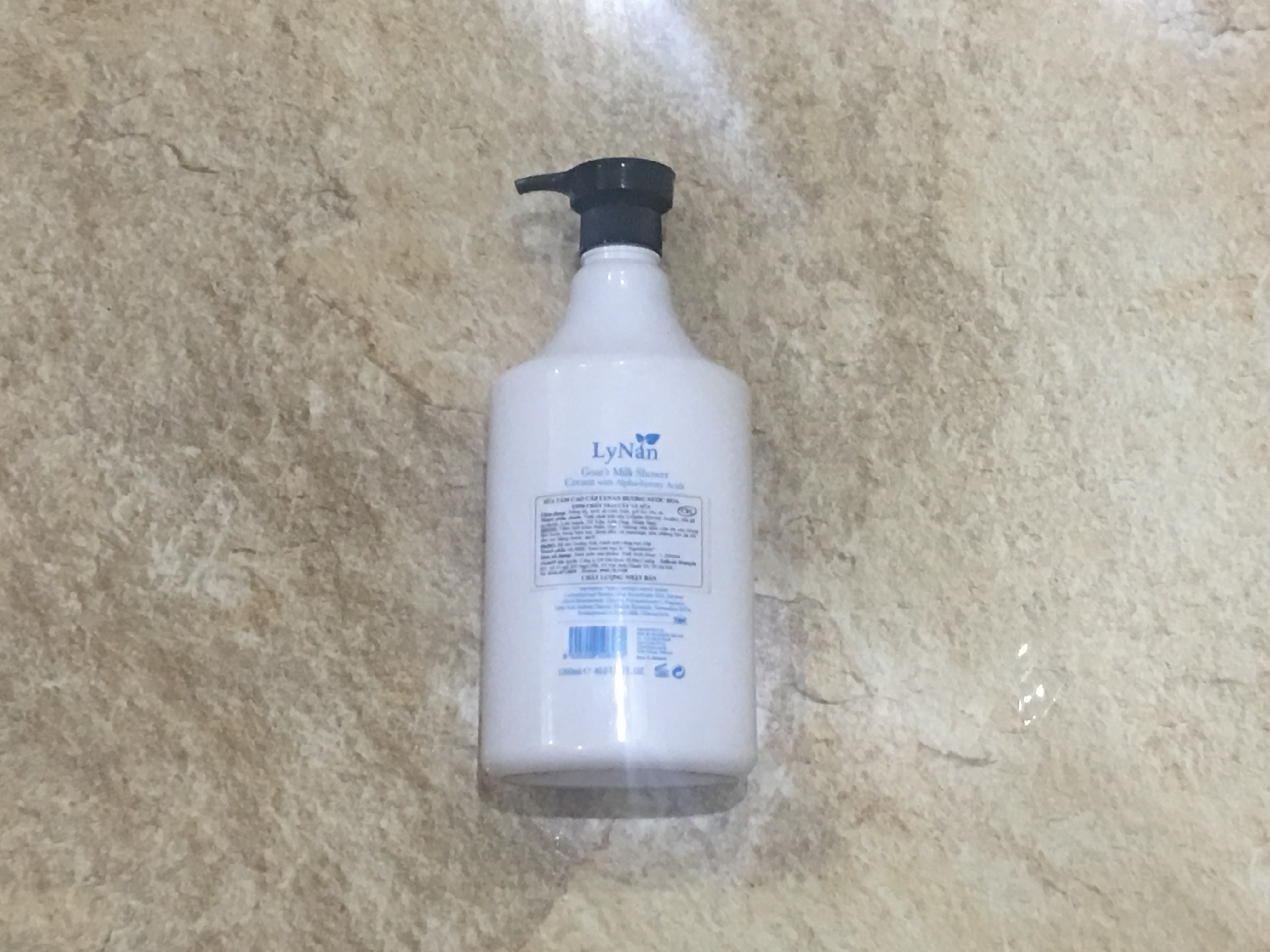 Sữa tắm cao cấp Lynan