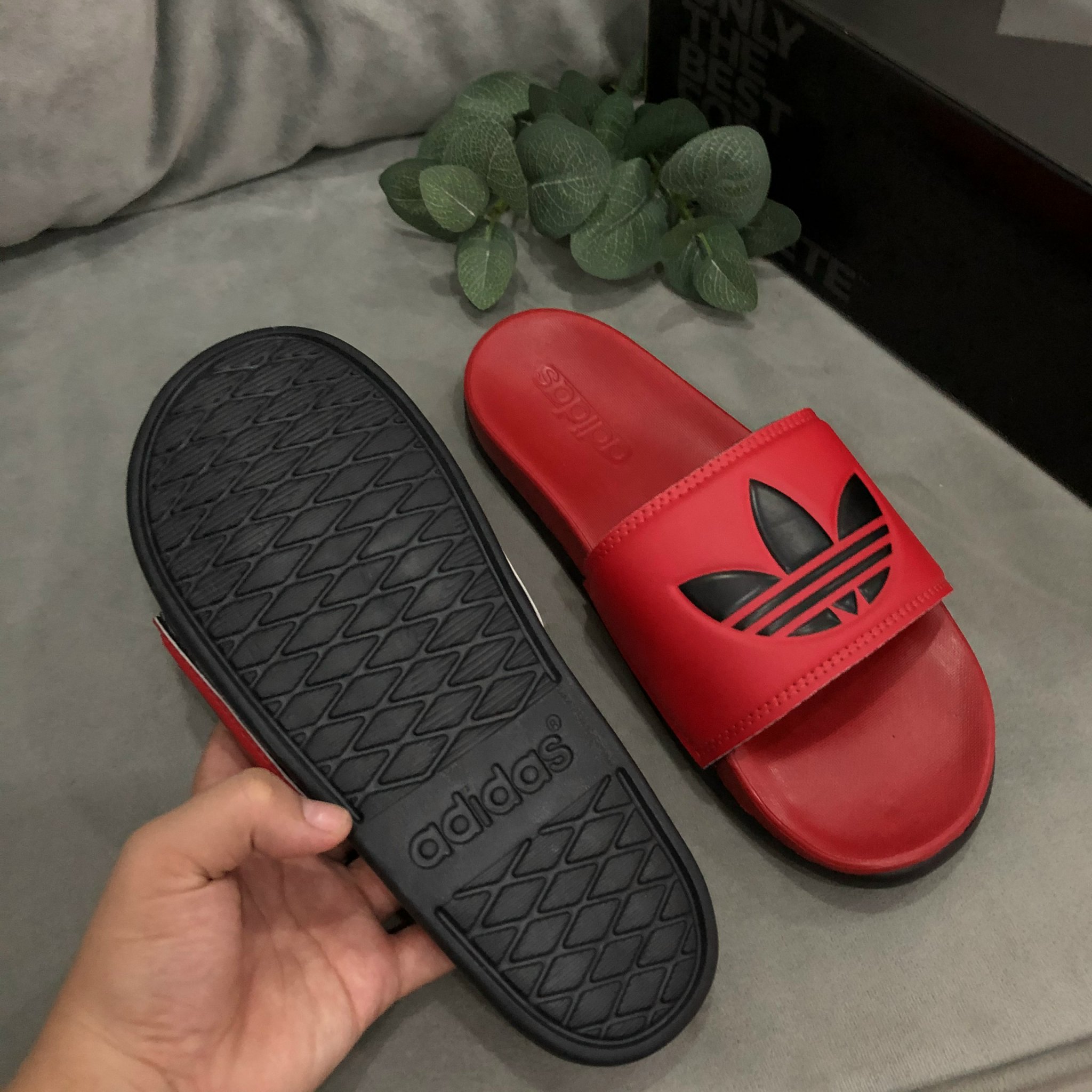 Dép adidas cao cấp cloufoam màu đỏ