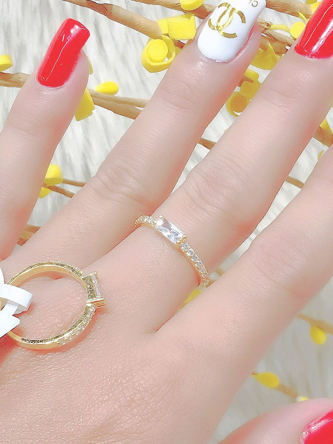 Nhẫn nữ kiểu dáng đơn giản mạ vàng đính đá rn06070623