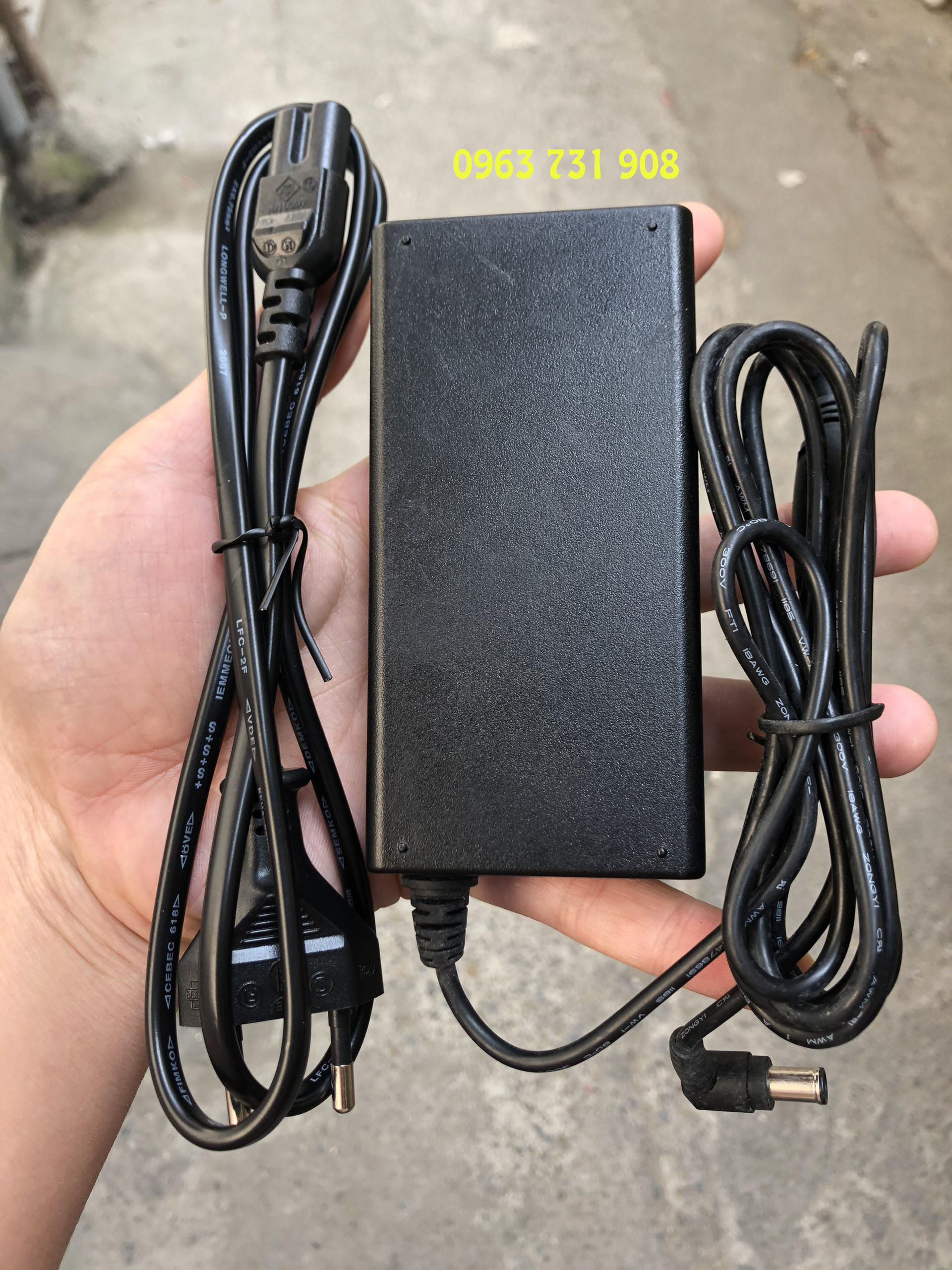 Adapter nguồn màn hình samsung 14V 1.07A