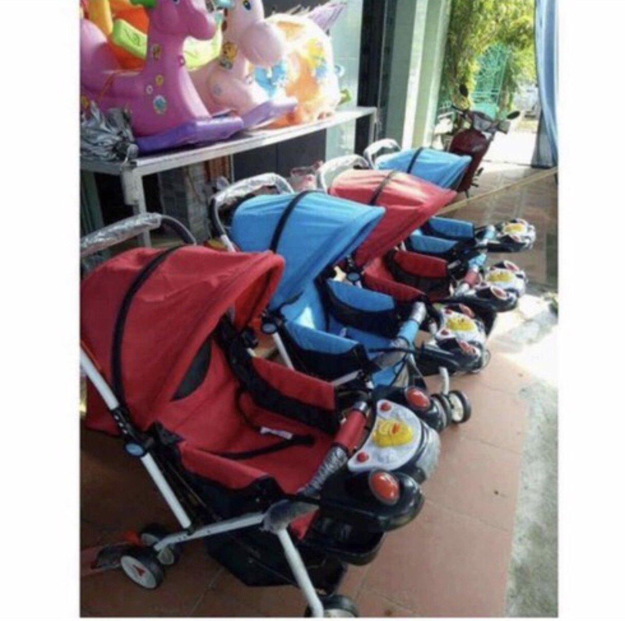 Xe Đẩy 2 Chiều 3 Tư Thế Cho Bé