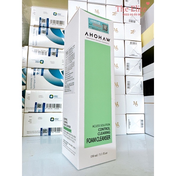 Sữa Rửa Mặt Tạo Bọt Kiềm Dầu Ahohaw Acless Solution Control Clearing Foam Cleanser