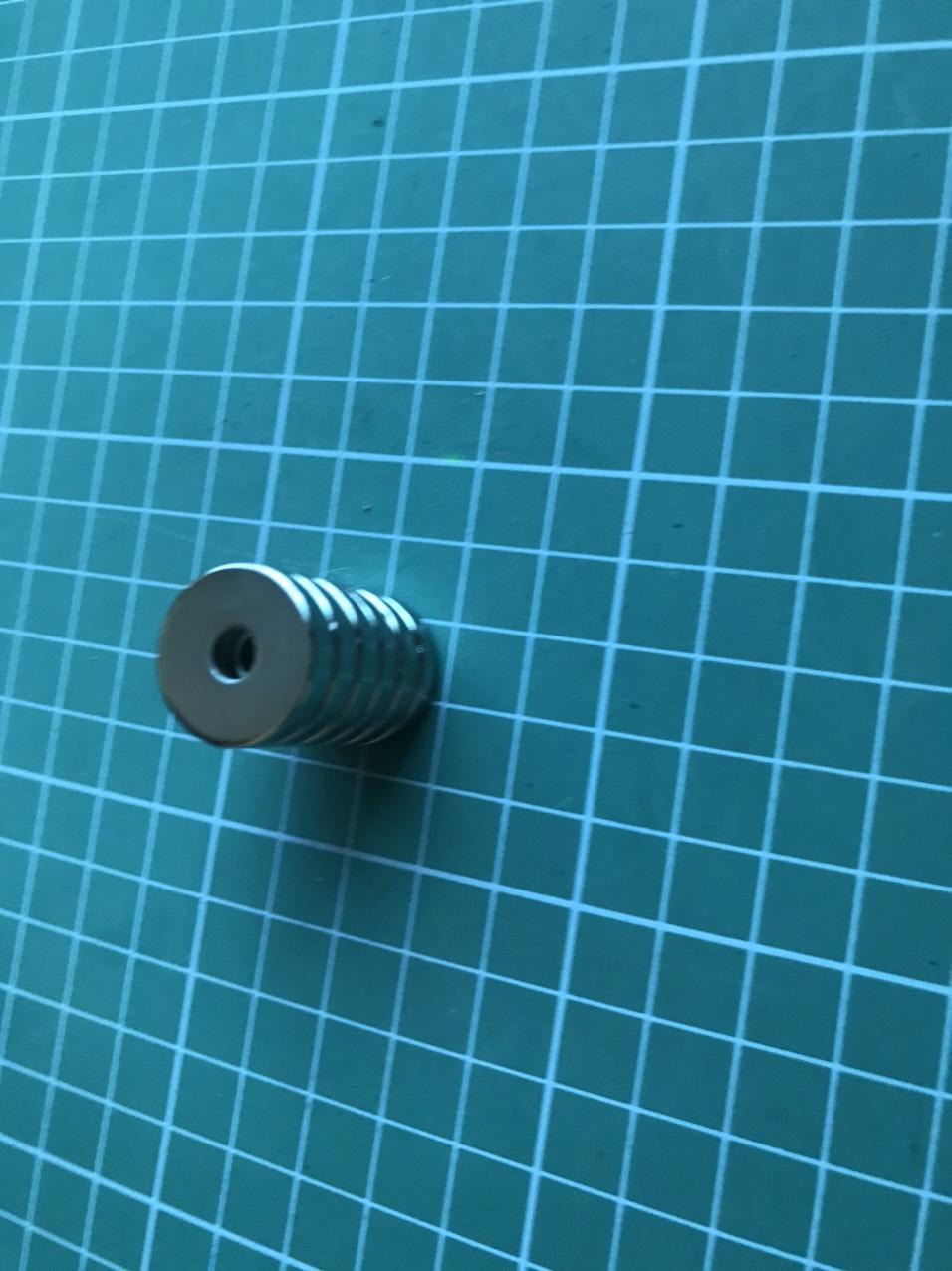 Nam châm hút bi nam châm hít bi đường đính 2cm.