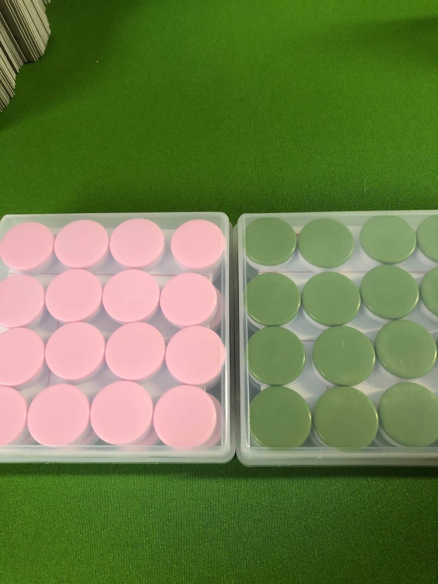 Cờ úp kèm nắp đậy
