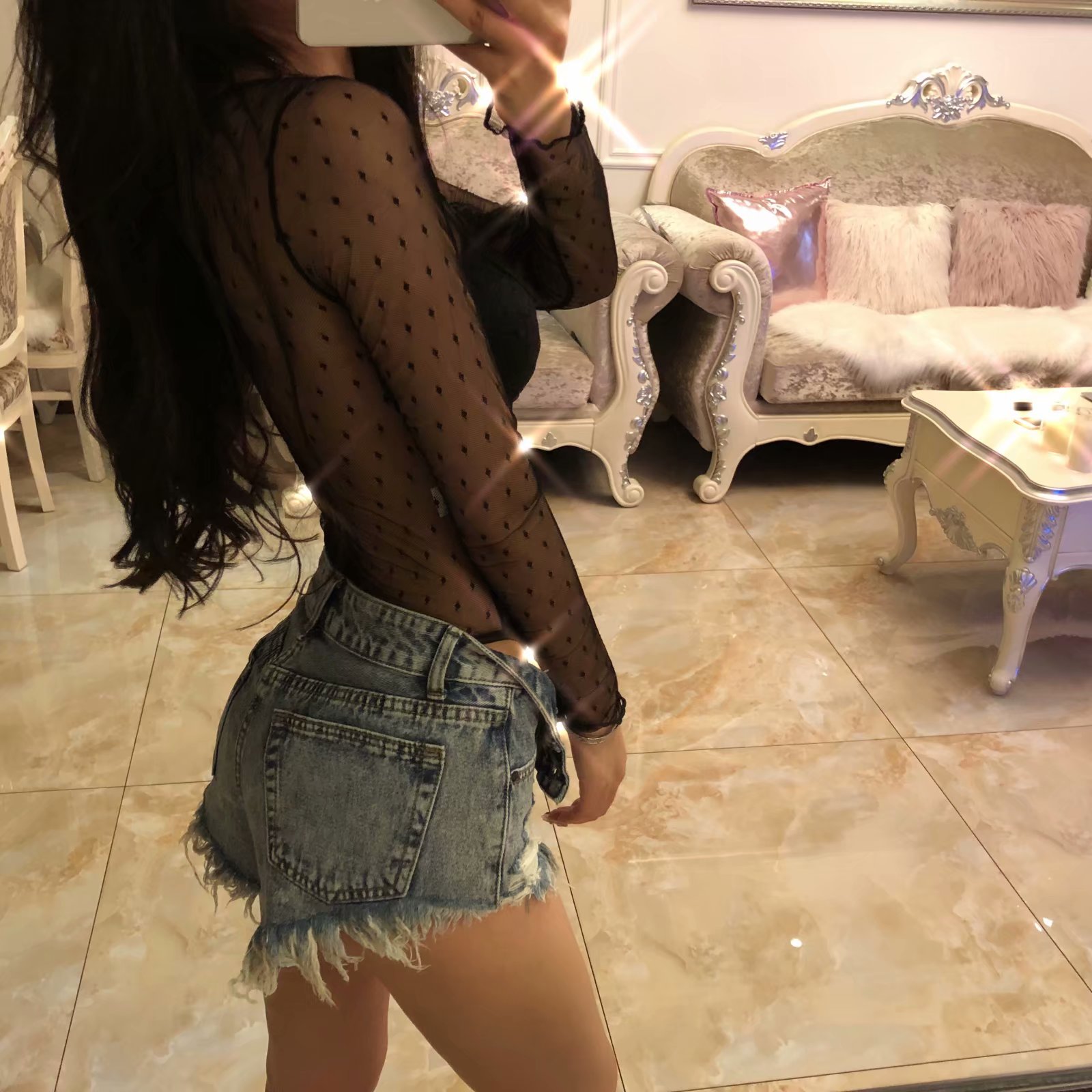 Bodysuit dài tay chấm bi nữ
