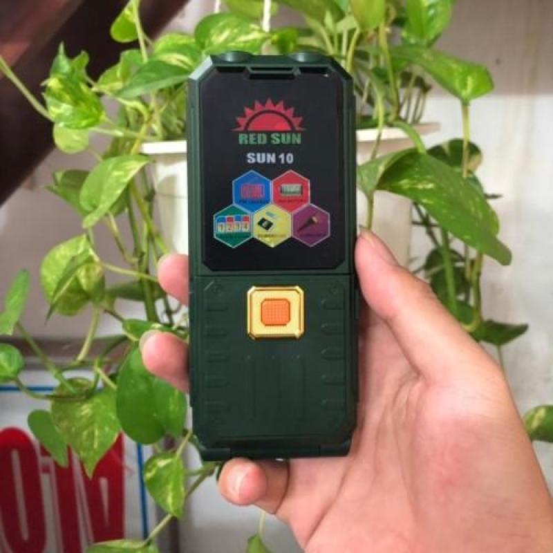 Điện thoại 4 sim RedSun Sun 10 có chức năng giả giọng nói và sạc pin cho máy khác