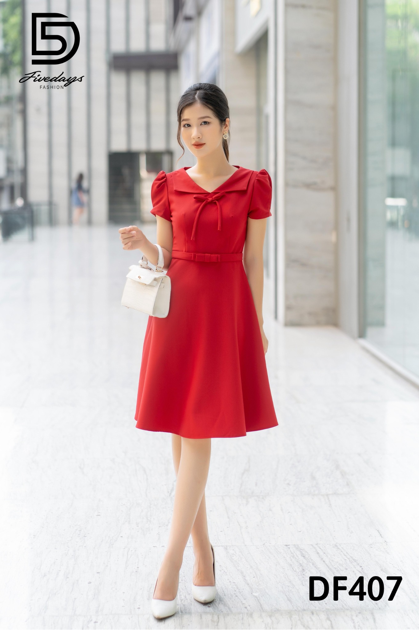 Fivedays - Đầm cổ sen V có nơ cổ và đai eo